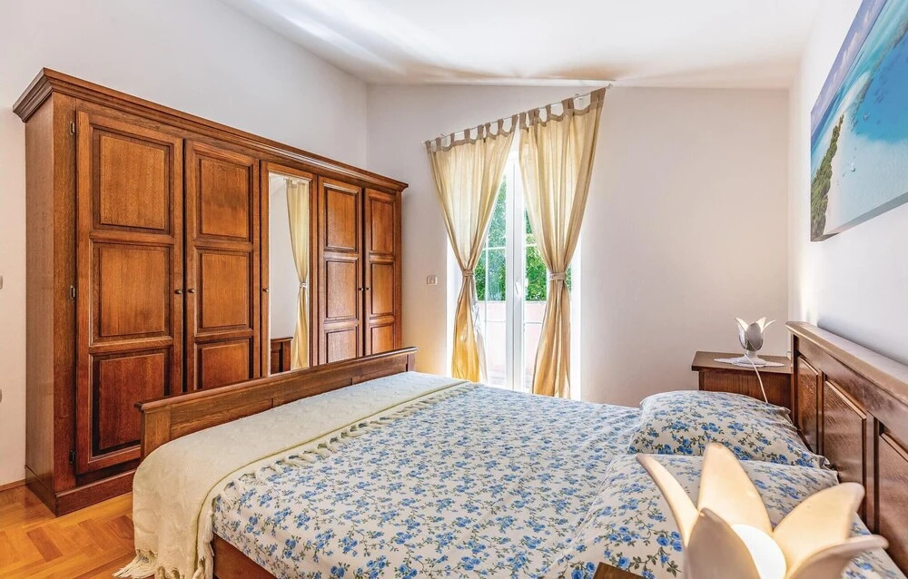 Gorgeous Home In Marcana