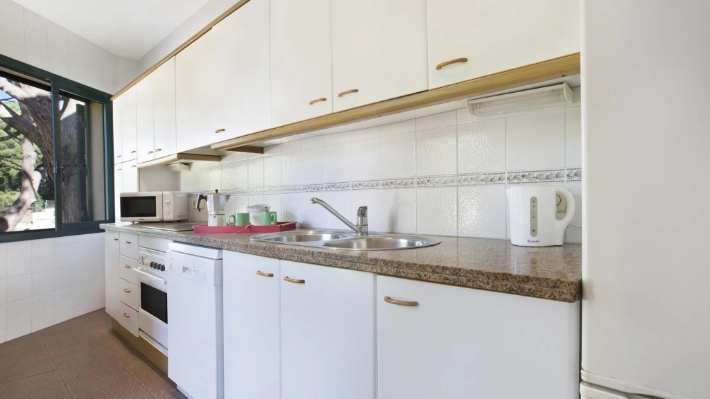 Ana 1 in Llafranc With 3 Bedrooms and 2 Bathrooms