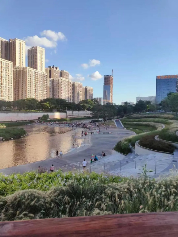 Vienna Hotel Shenzhen Jixiang Metro Staion
