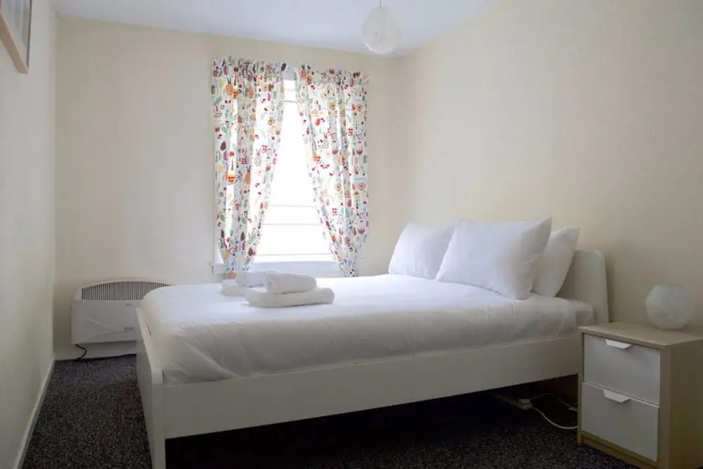 1 Bedroom Flat In Old Town