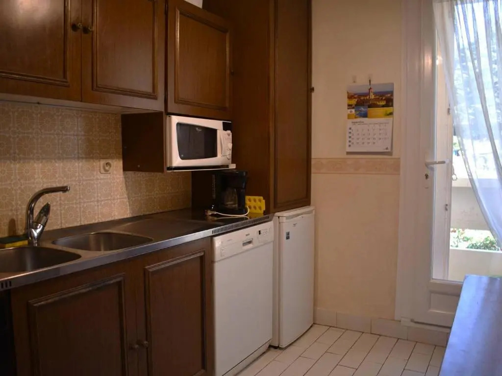 Appartement Font-Romeu-Odeillo-Via, 2 pièces, 5 personnes - FR-1-580-4