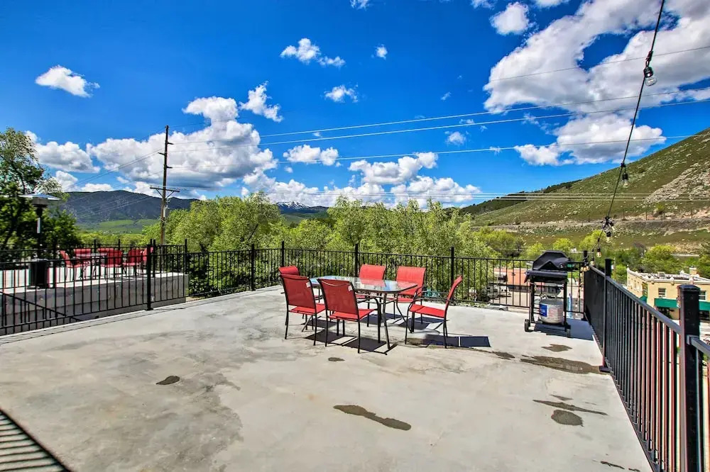 Lava Hot Springs Studio 4-min Walk to Pools!