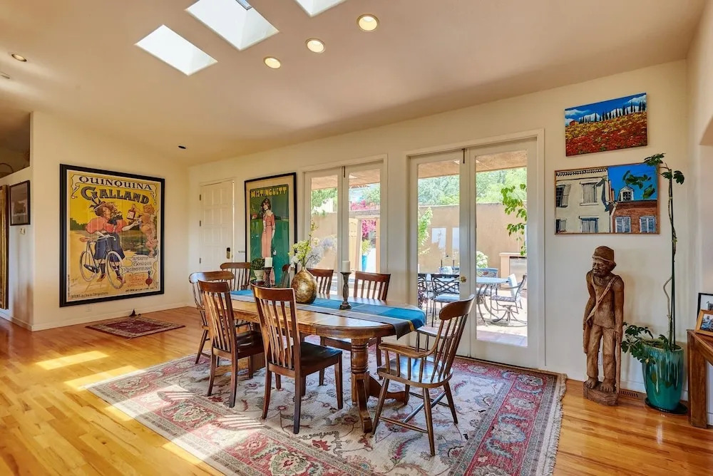 Scenic Bay View Sublime In East San Jose! 2 Bedroom Home