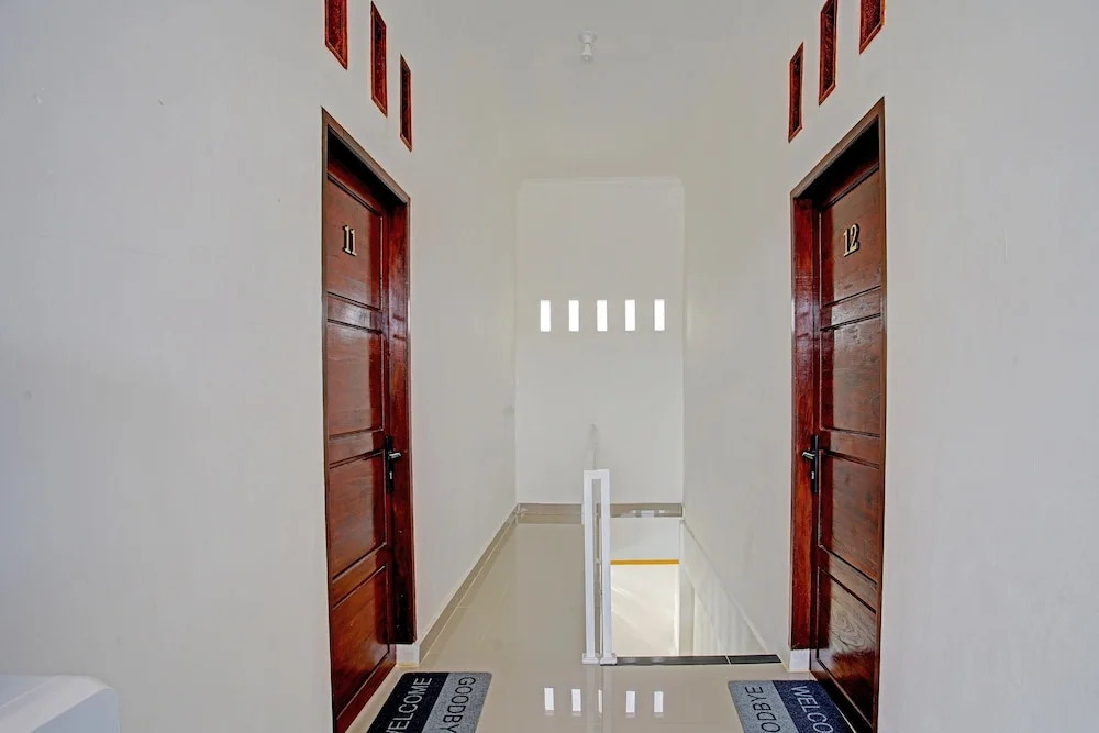 RedDoorz Syariah Near RSUP Dr M Djamil Padang