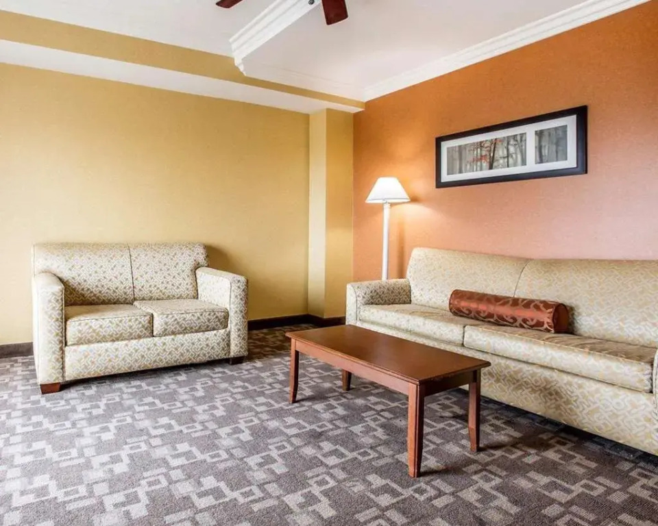 Comfort Suites Oceanside Camp Pendleton Area