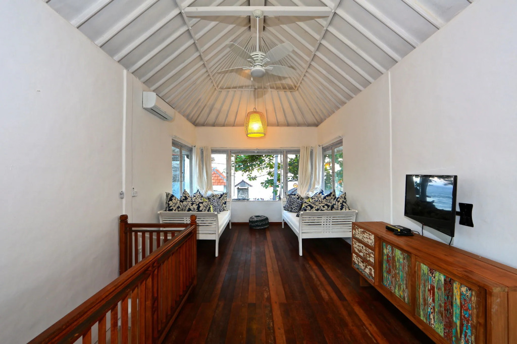 Villa Pantai Indah