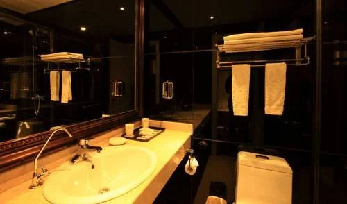 Babylon Hotel
