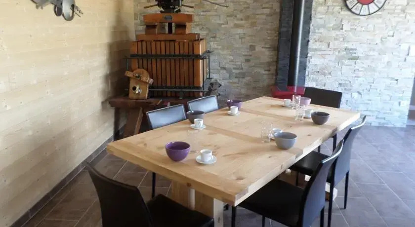 Gite de Groupe de lArtisan-Vigneron