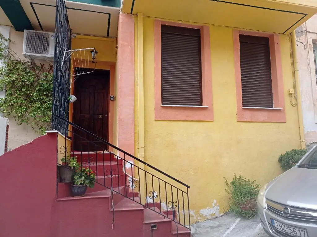 Cozy Apartment Alexandros near Aqueduct (Kamares)