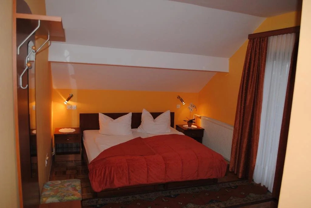 Hotel Roškar