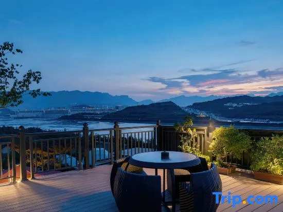 Shi Yunjian Homestay (Three Gorges Dam Tourist Area)