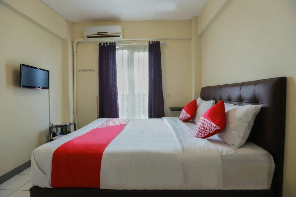 OYO 2103 Lauv Room 2 Grand Centerpoint Tower B