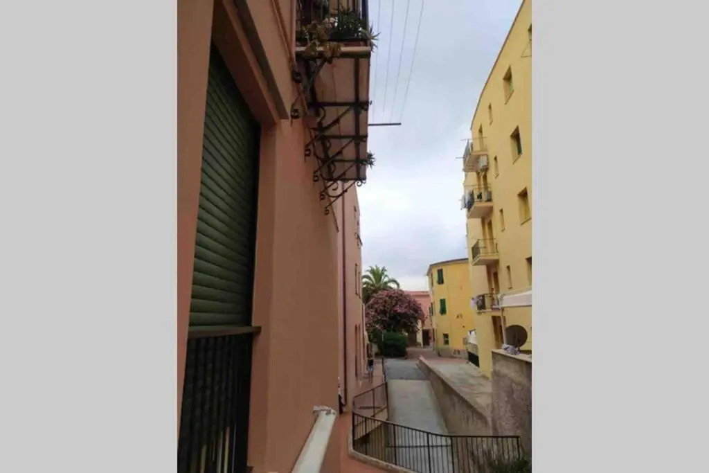 Varigotti casa a 50 metri dalla spiaggia!!!!