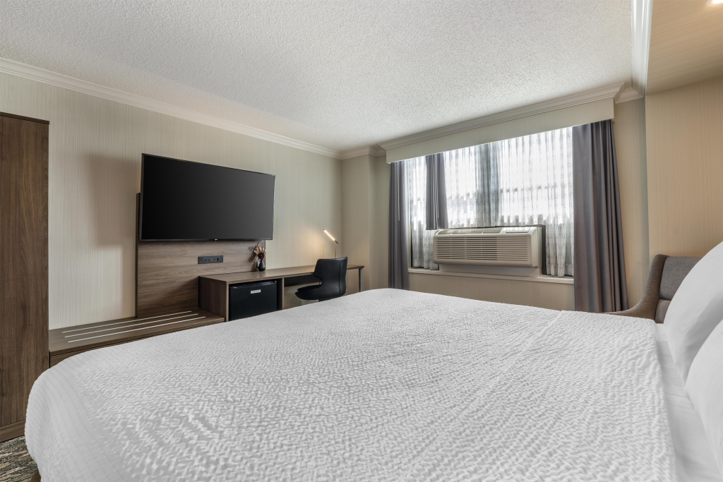 BEST WESTERN PLUS Carlton Plaza Hotel