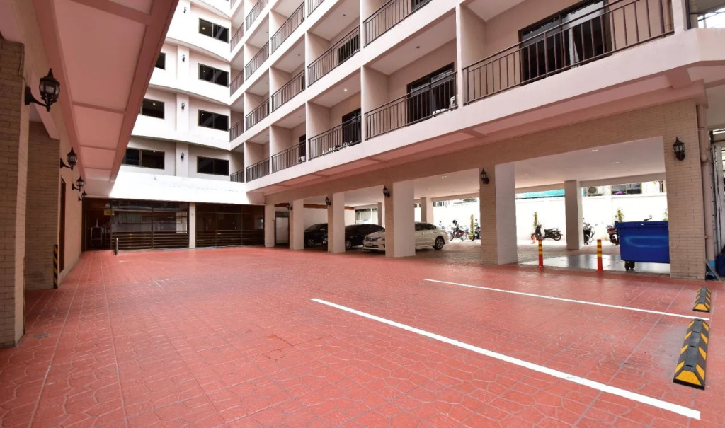 Dynasty Inn Pattaya