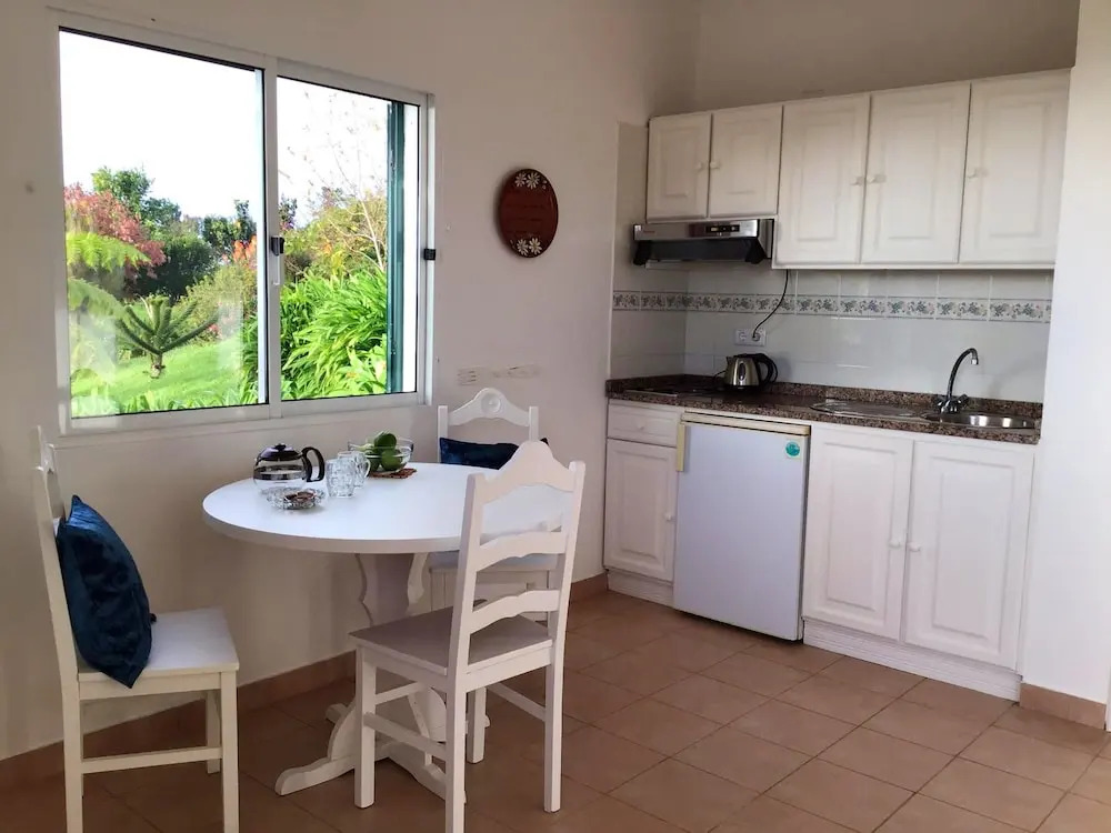 House with One Bedroom in Ponta Do Pargo, with Wonderful Sea View, Furnished Garden And Wifi