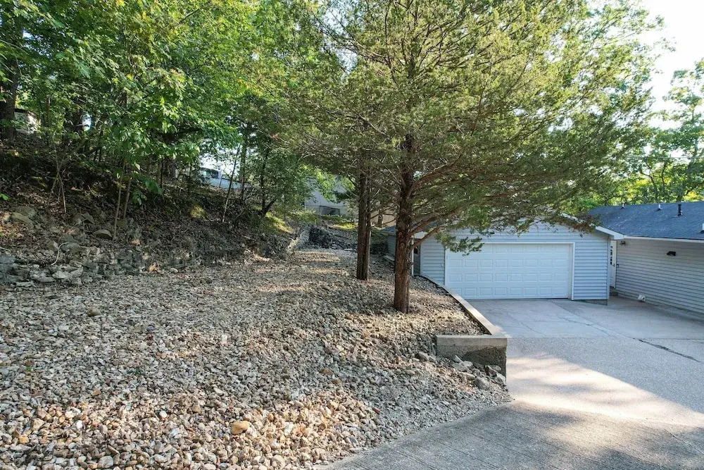 Ideal Cove With Amazing Dock, Kayaks & Fire Pit