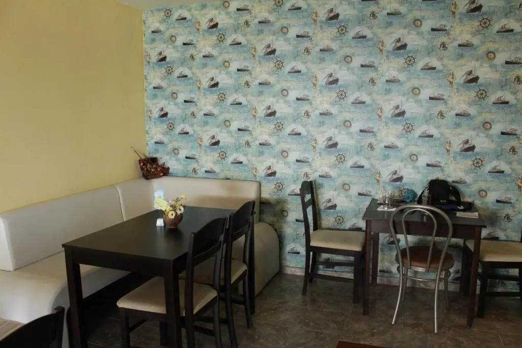 Barex Family Hotel