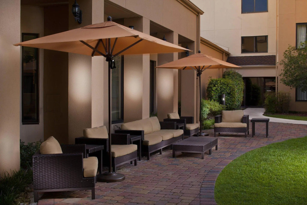 Courtyard by Marriott Baton Rouge Acadian Centre/LSU Area