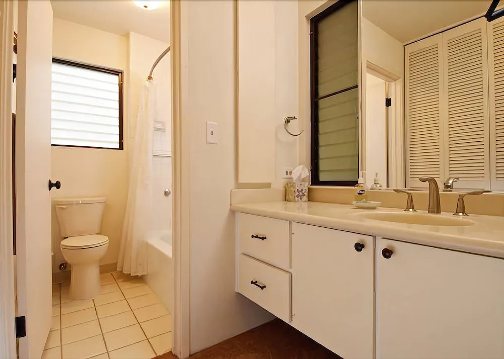 Wailea Ekahi 17B - One Bedroom Condo