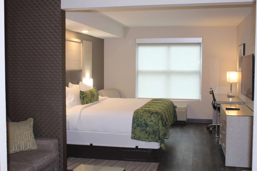Отель City Express by Marriott Pooler Savannah Airport
