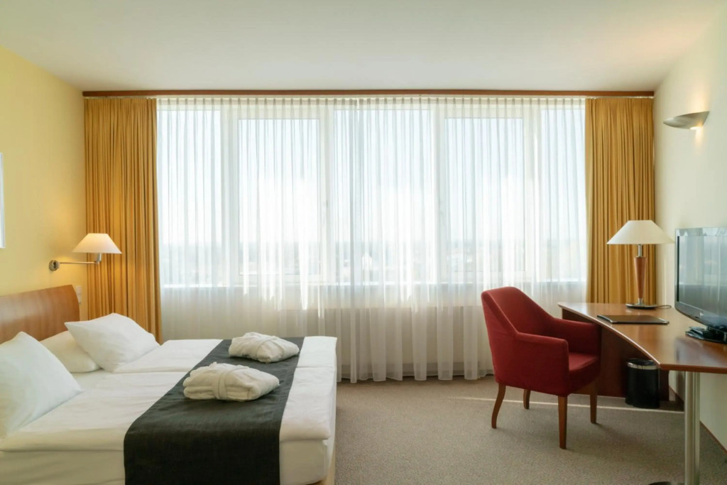 Globana Airport Hotel