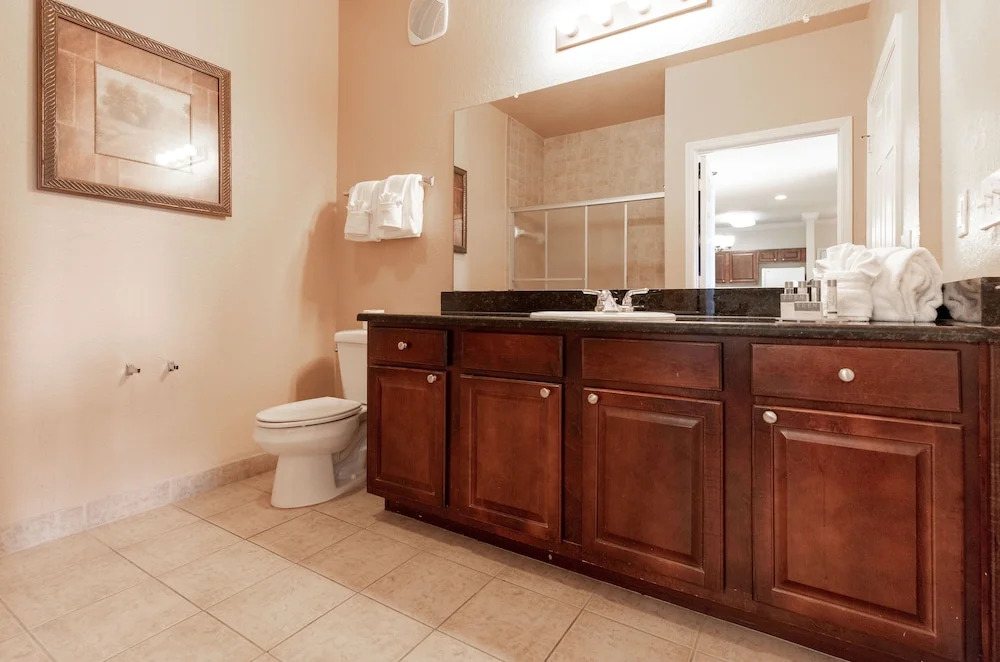 1351tt Unit 8407 - Tuscana Resort 2 Bedroom Condo by RedAwning