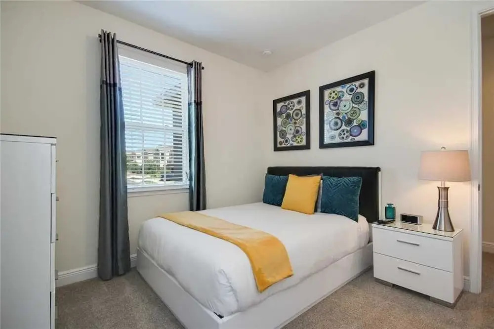 Reunion Daisy 6 Bedroom Home with Private Pool