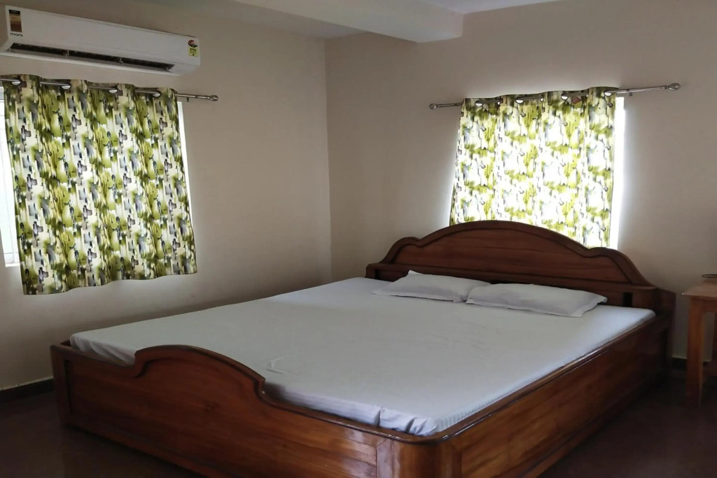 SPOT ON Senapati Inn Khandagiri