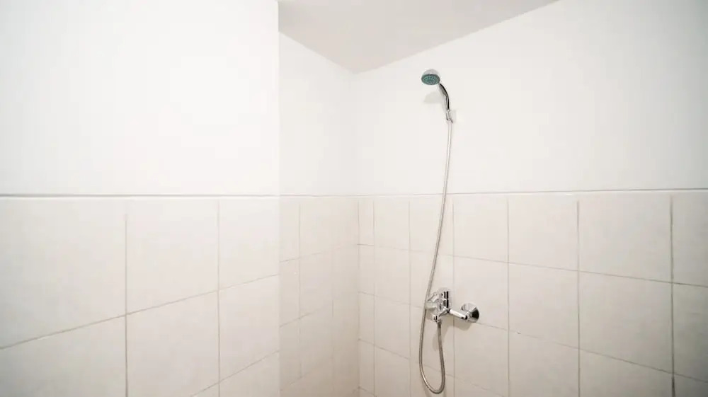 Comfy And Spacey 2Br Apartment At Suncity Residence