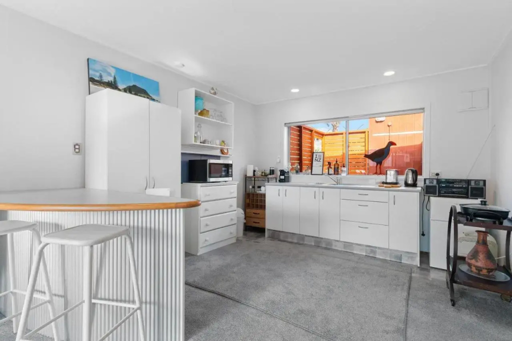 The Waihi Beach House - Waihi Beach Holiday Home