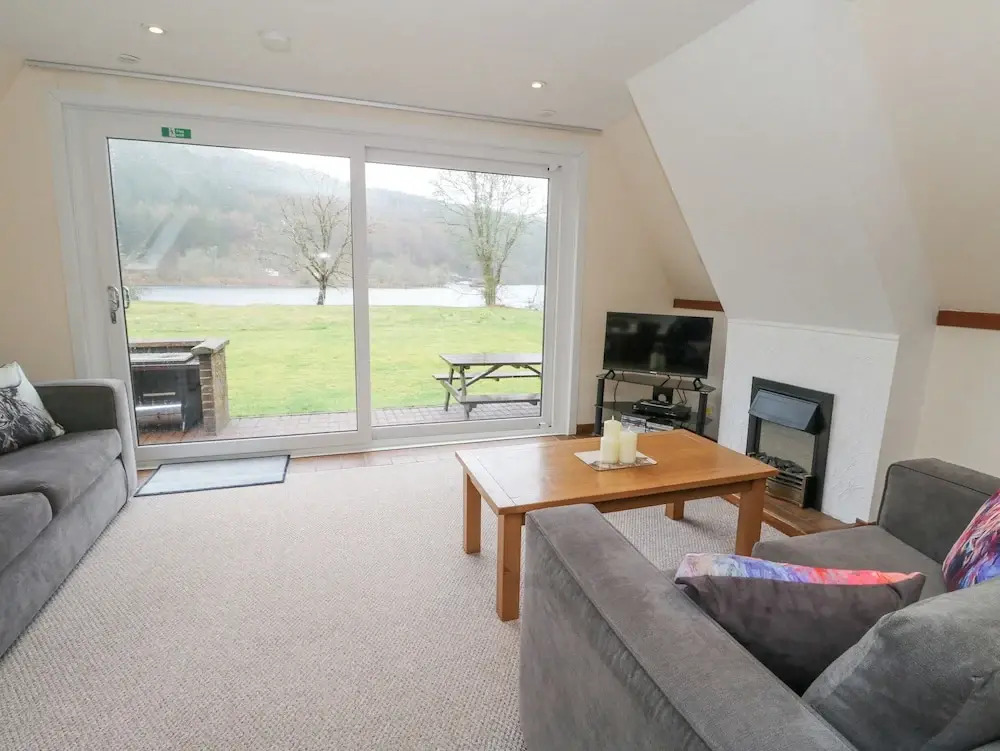 Lodge 2 - Inglewood Lodge