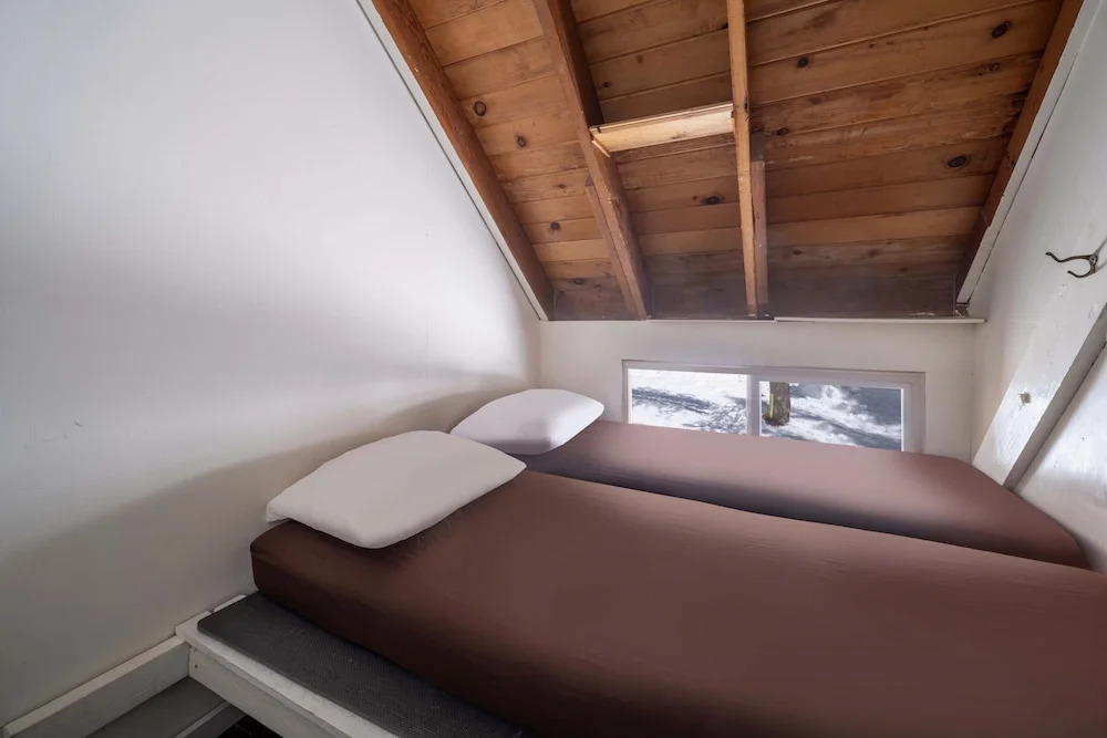 Clair Tappaan Lodge