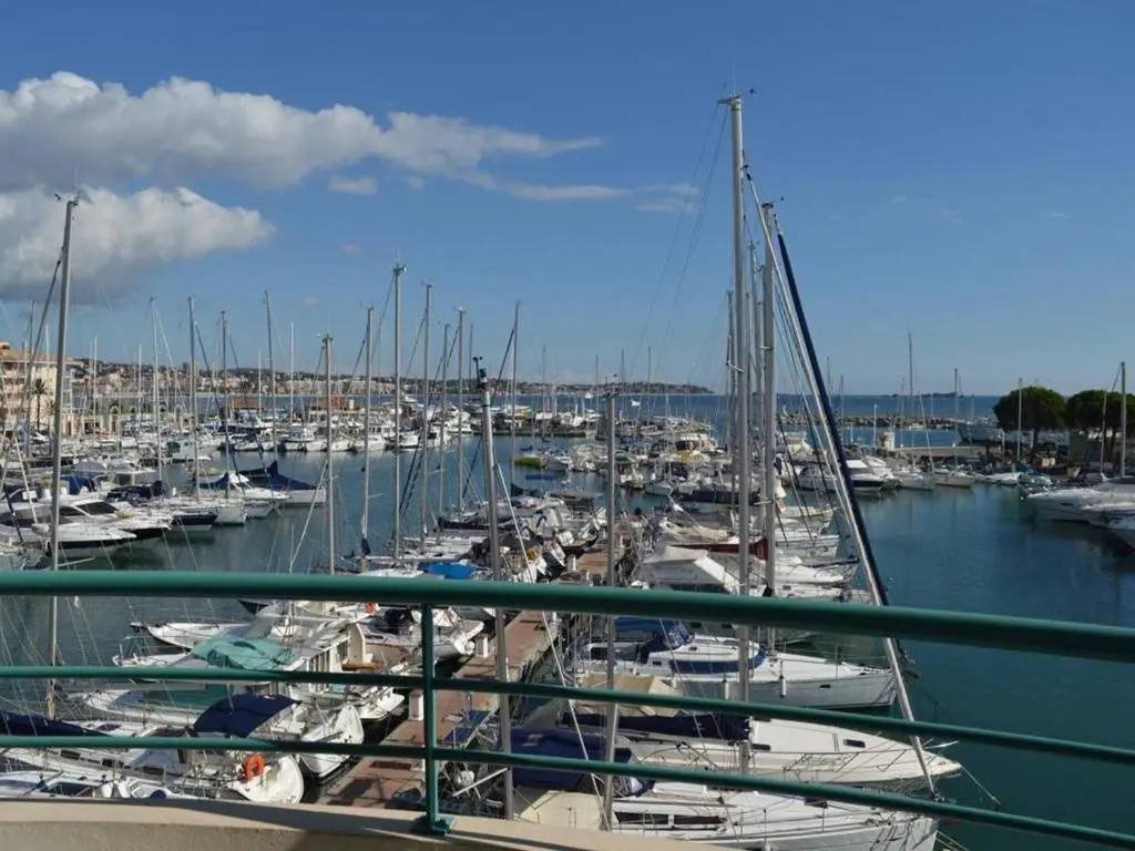 Appartement Fréjus, 2 pièces, 5 personnes - FR-1-226A-357