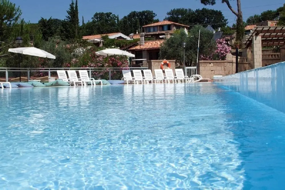 Centro Vacanze - One Bedroom No.2