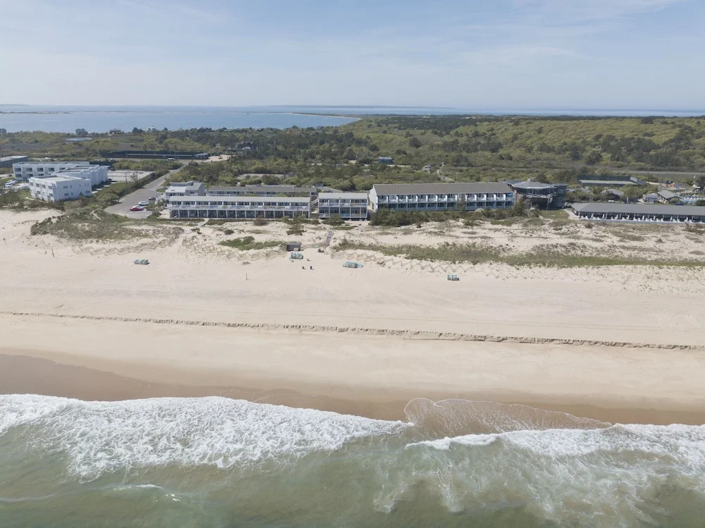 Sea Crest