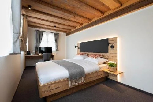 Aston's Hotel