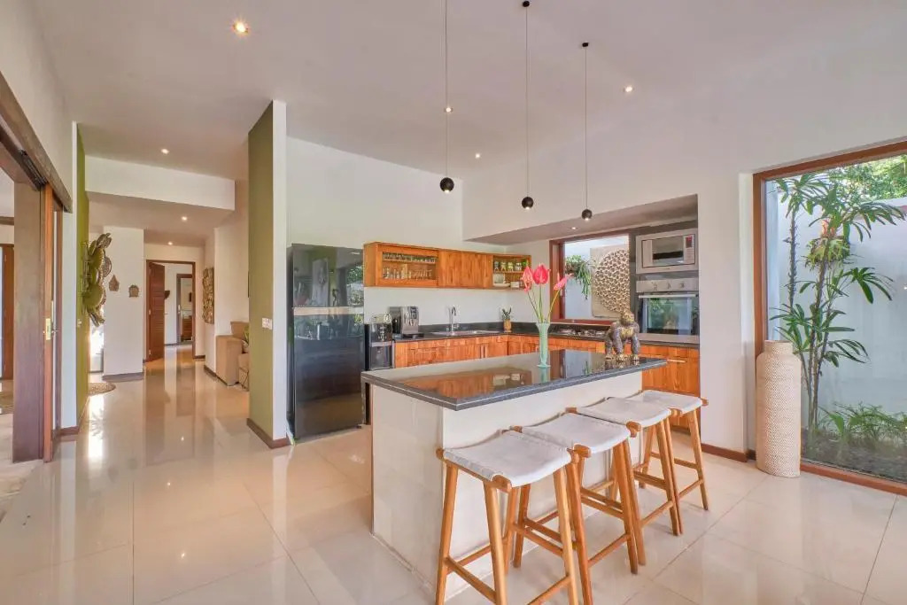 Villa Balinese Luxurious Elegance