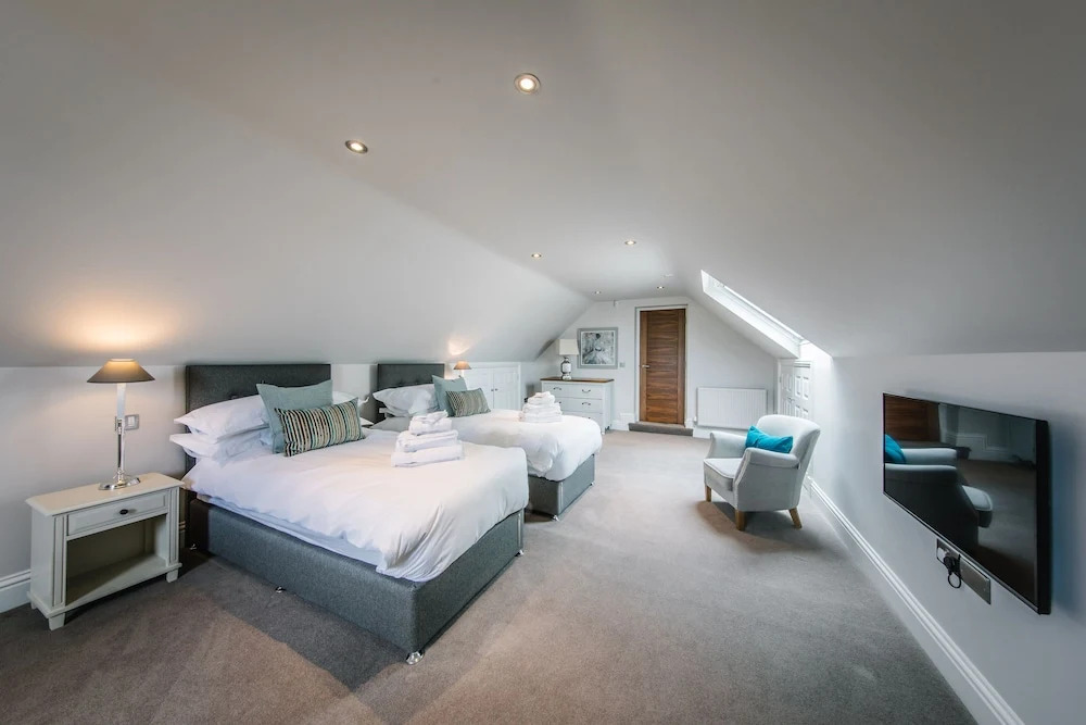 Carus House @ Carus Green