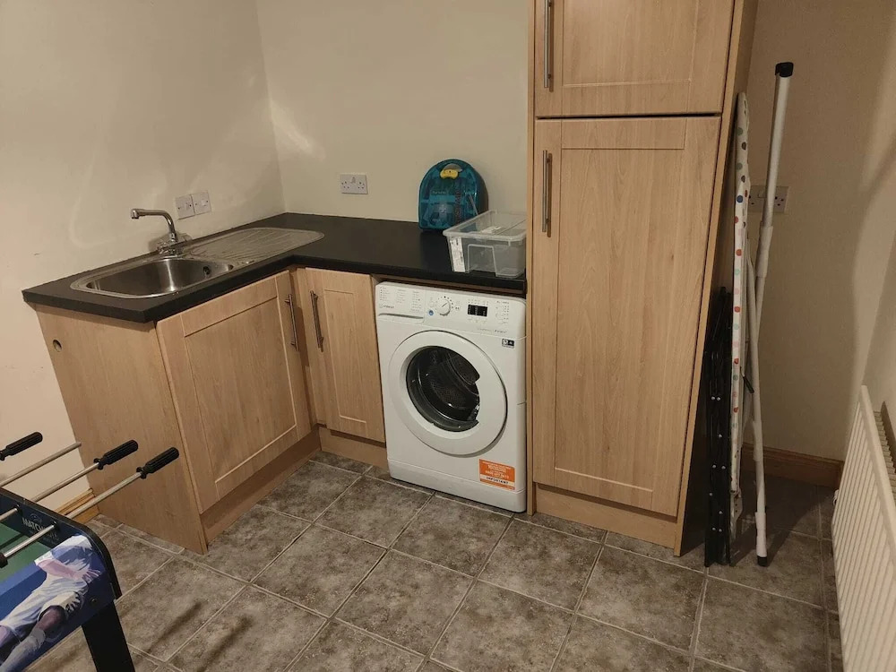 Castleview Large 3 Bedroom Family House - Glenarm