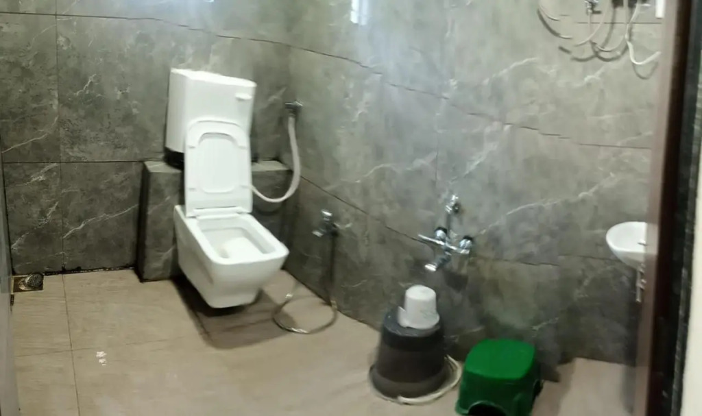 Hotel Mansarovar