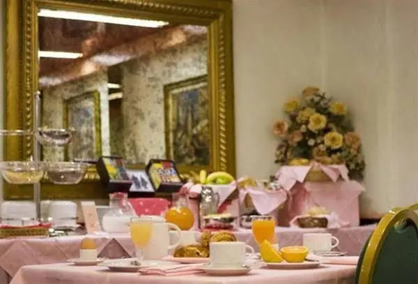 Hotel Lo Zodiaco