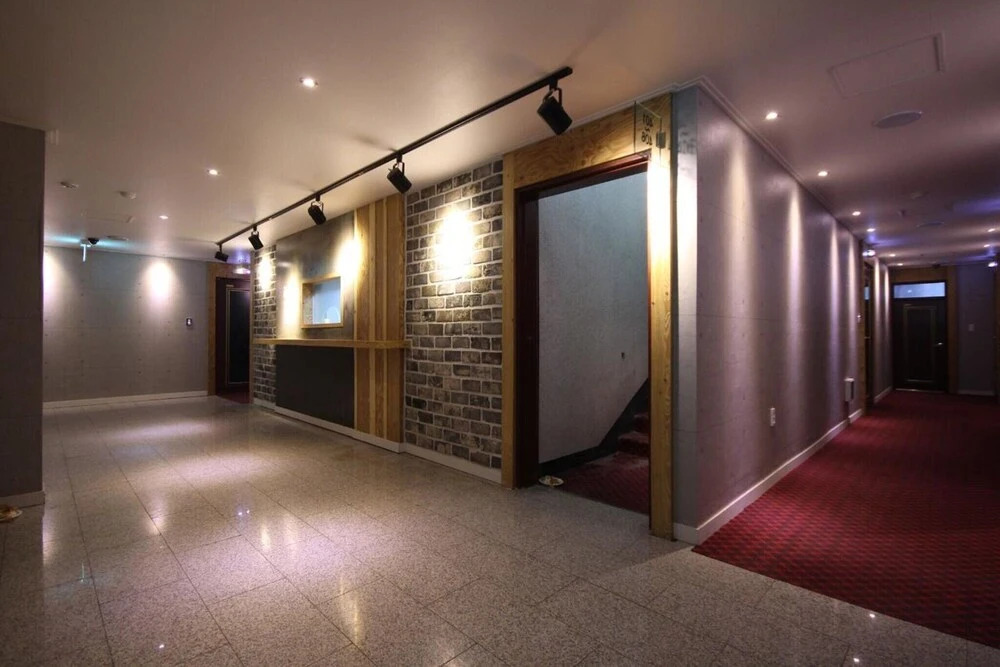 Gimhae Jangyu Check Hotel