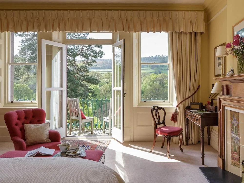 Gliffaes Country House Hotel