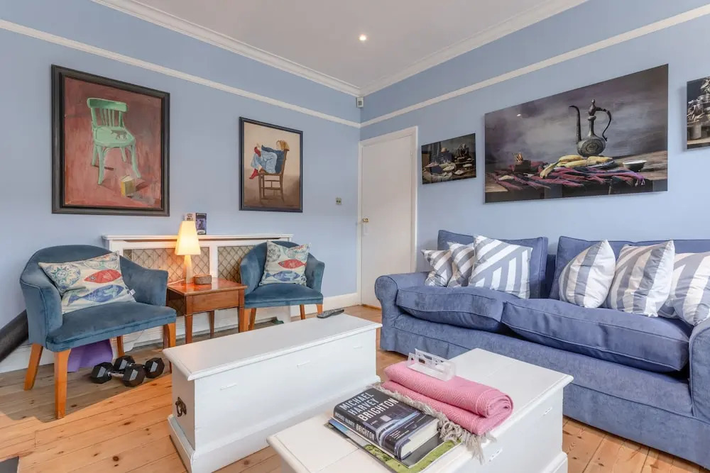 3 Bedroom Family House With Garden
