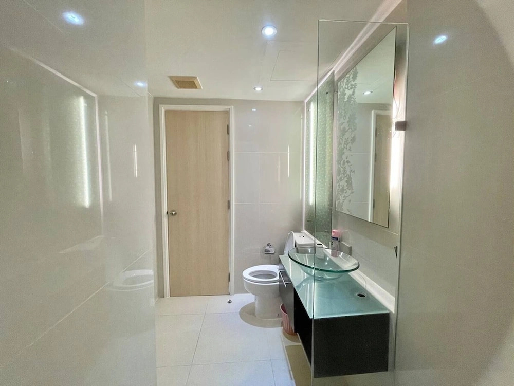 2 Bed Room Seaview -best Of Location A Pattaya Gem