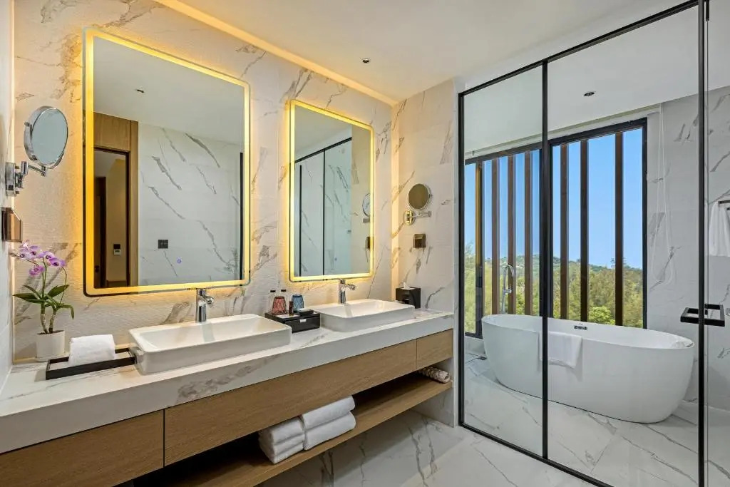 Radisson Resort Layan Phuket