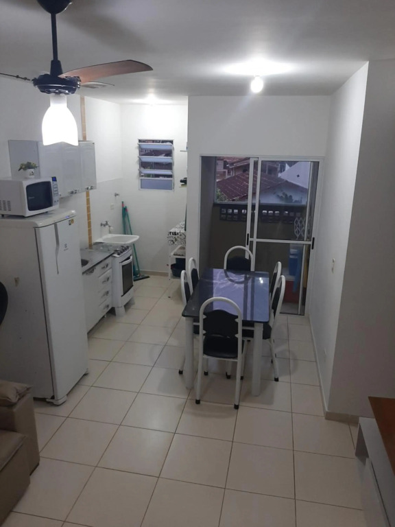 Apto Praia Ubatuba 2 Quartos 2 TVs Internet 400mb Completo e Equipado!