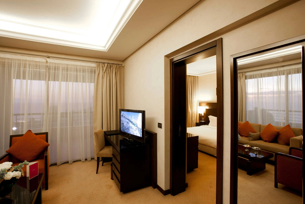 Ramada Plaza by Wyndham Beirut Raouche