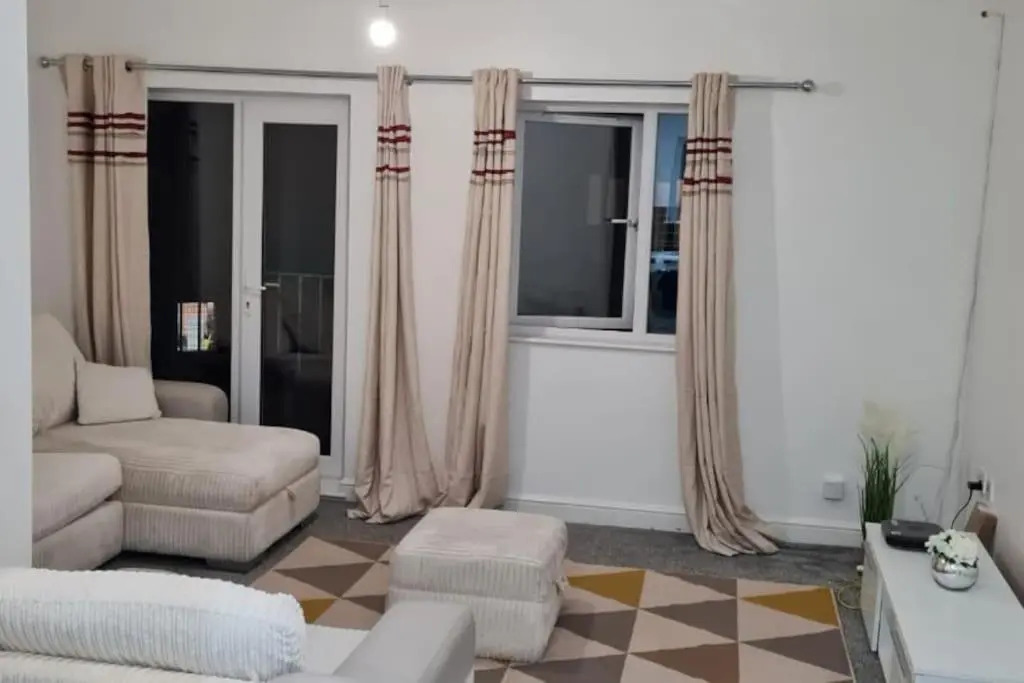 Impeccable 4-bed House Near Manchester City Centre